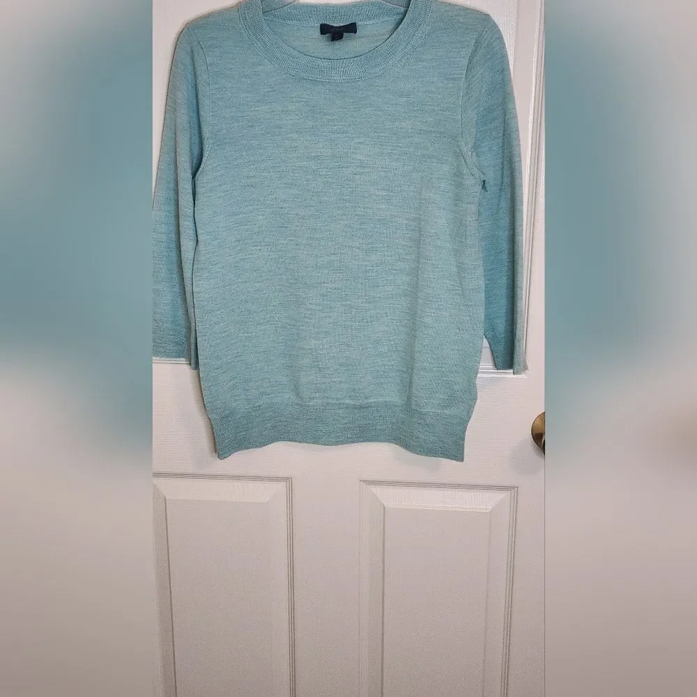 J.Crew M Sky Blue 100% MERINO WOOL 3/4 Slvs Knit Crewneck Women’s Sweater